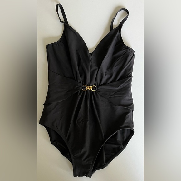 NWT Magicsuit Gianna One Piece in Chain Link in Black Size 14 - Picture 5 of 7